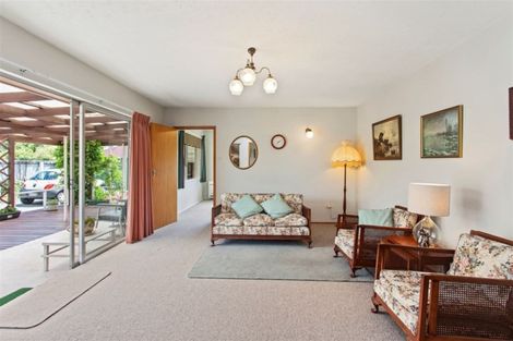 Photo of property in 4 Wallace Place, Rangiora, 7400