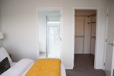 Photo of property in 32 Metoriti Crescent, Karaka, 2124