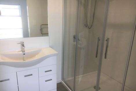 Photo of property in 2/2 Hilton Road, Saint Andrews, Hamilton, 3200