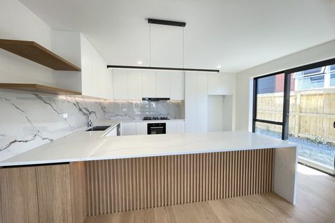 Photo of property in 16 The Anchorage, Sunnyhills, Auckland, 2010