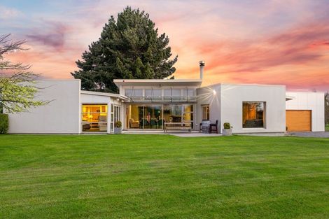 Photo of property in 18 Campbell Drive, Martinborough, 5711