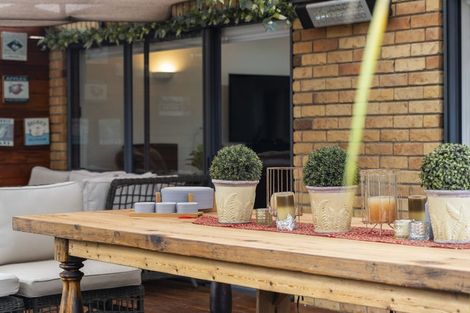 Photo of property in 2/19 Chiania Place, Somerville, Auckland, 2014