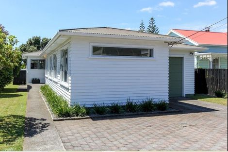 Photo of property in 65 Govett Avenue, Frankleigh Park, New Plymouth, 4310