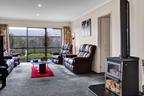 Photo of property in 12b Marlin Terrace, Bell Block, New Plymouth, 4312