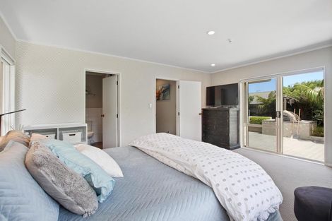 Photo of property in 27 Stella Drive, Clarks Beach, 2122