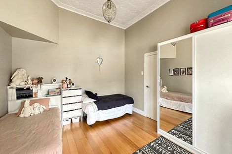 Photo of property in 18 Wairakei Street, Greenlane, Auckland, 1051