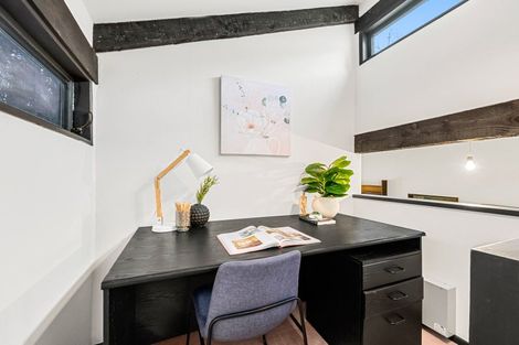 Photo of property in 8 Freemans Way, Pinehaven, Upper Hutt, 5019