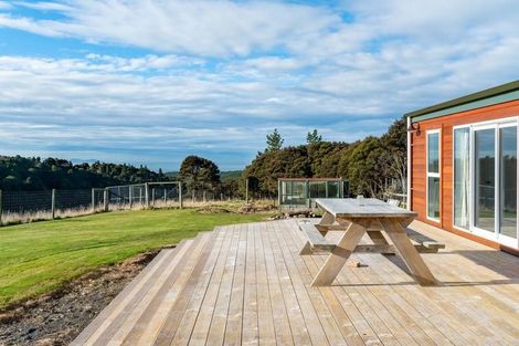 Photo of property in 326 Taieri Beach Road, Taieri Beach, Taieri Mouth, 9091
