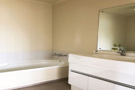 Photo of property in 45 Pooks Road, Ranui, Auckland, 0612