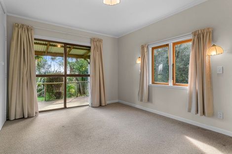 Photo of property in 950 Oneriri Road, Kaiwaka, 0573