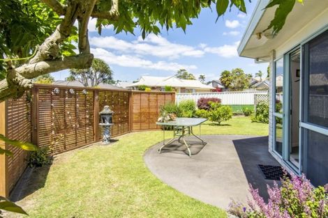 Photo of property in 1 Ryegrass Dell, Welcome Bay, Tauranga, 3112
