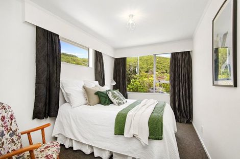 Photo of property in 64 Oriel Avenue, Tawa, Wellington, 5028