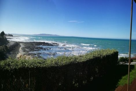 Photo of property in 3 Esplanade, Kaka Point, 9271