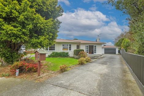 Photo of property in 11 Moray Place, Highbury, Palmerston North, 4412