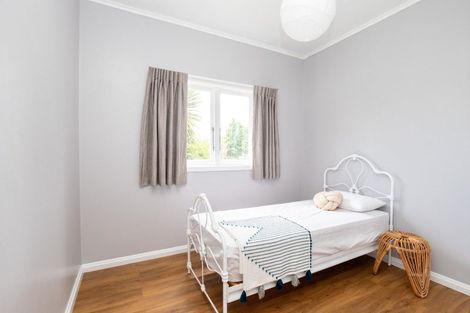 Photo of property in 2 Mahuta Road, Waitakaruru, Ngatea, 3576