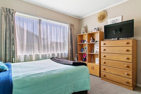 Photo of property in 18 Kiddle Drive, Hilltop, Taupo, 3330