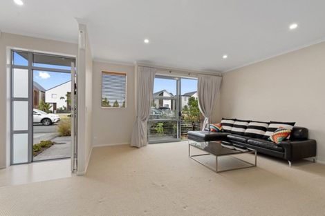 Photo of property in 6 Kittyhawk Lane, Hobsonville, Auckland, 0616