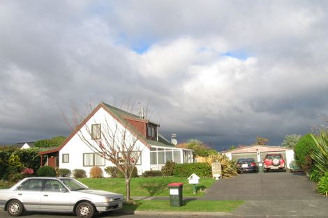 Photo of property in 48 Belvedere Avenue, Waikanae, 5036