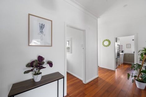 Photo of property in 14 Savage Crescent, Marewa, Napier, 4110