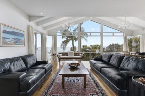 Photo of property in 100 Cornwallis Road, Cornwallis, Auckland, 0604