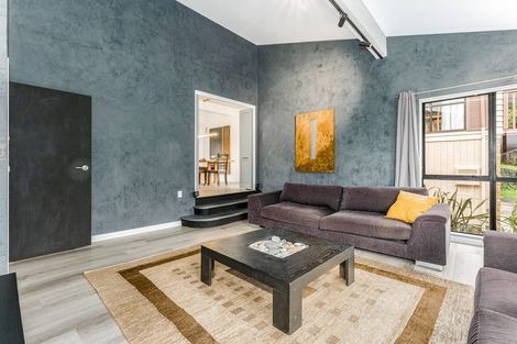 Photo of property in 28 Peterhouse Street, Tawa, Wellington, 5028