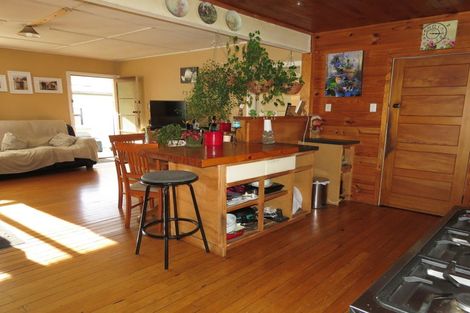 Photo of property in 101 Buller Road, Reefton, 7830
