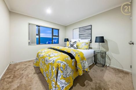 Photo of property in 147 Keri Vista Rise, Papakura, 2110