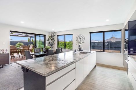 Photo of property in 11 Exeter Lane, Rolleston, 7614