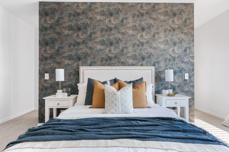 Photo of property in 2/3 Tremaine Avenue, Two Mile Bay, Taupo, 3330