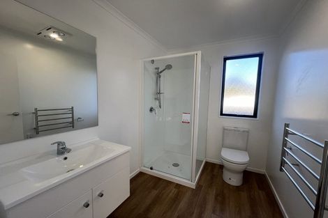 Photo of property in 71 Vipond Road, Stanmore Bay, Whangaparaoa, 0932