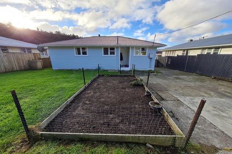 Photo of property in 23 Delaney Drive, Stokes Valley, Lower Hutt, 5019
