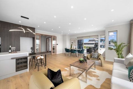 Photo of property in 72 Compass Way, Half Moon Bay, Auckland, 2012