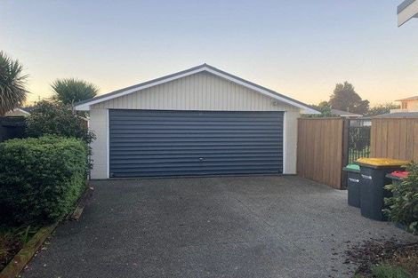 Photo of property in 48 Martbern Crescent, Bishopdale, Christchurch, 8053