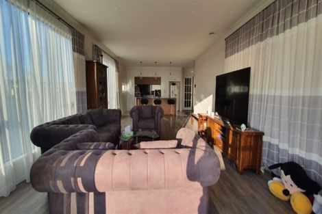 Photo of property in 319 Flat Bush School Road, Flat Bush, Auckland, 2019