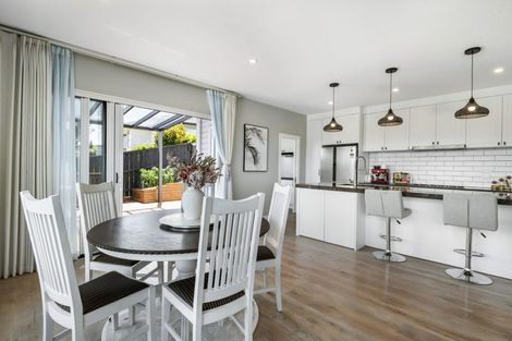 Photo of property in 87b Fairview Avenue, Fairview Heights, Auckland, 0632