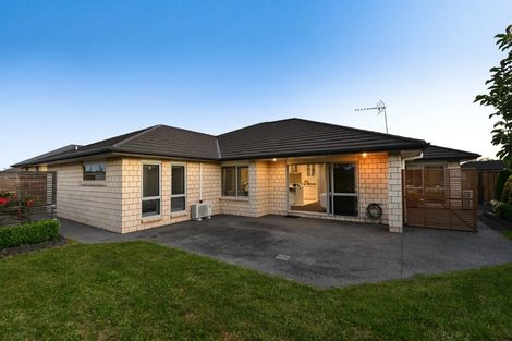 Photo of property in 12 Allgood Place, Rototuna North, Hamilton, 3210