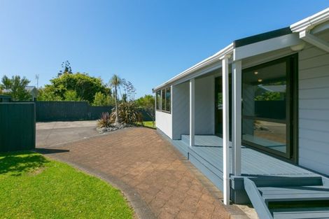 Photo of property in 76 Cumberland Street, Welbourn, New Plymouth, 4312