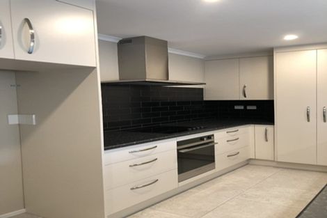 Photo of property in 15 Barry Curtis Place, Levin, 5510