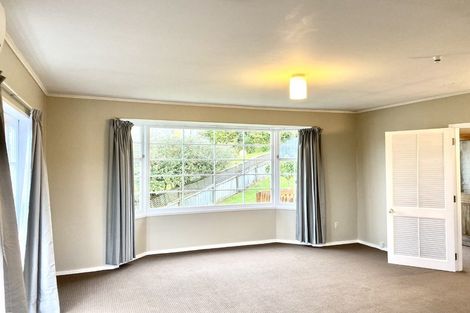 Photo of property in 1/5 Erica Road, Sunnynook, Auckland, 0620