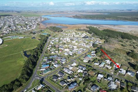 Photo of property in 20 Mack Street, Foxton Beach, Foxton, 4815