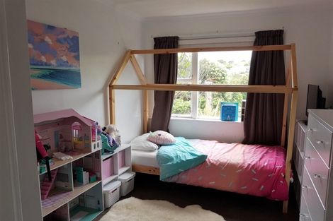 Photo of property in 10 Kiriwai Road, Paremata, Porirua, 5024