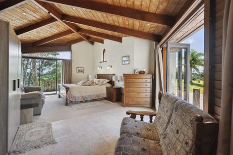 Photo of property in 90 Cedar Terrace, Stanmore Bay, Whangaparaoa, 0932