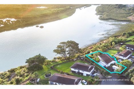 Photo of property in 20 Rukumoana Place, Clendon Park, Auckland, 2103