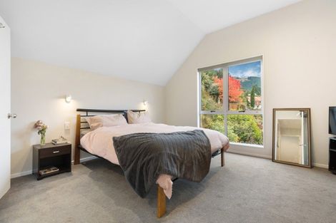 Photo of property in 27 Lochy Road, Fernhill, Queenstown, 9300