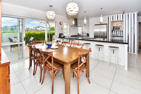 Photo of property in 12 Springcrest Drive, Karaka, Papakura, 2113