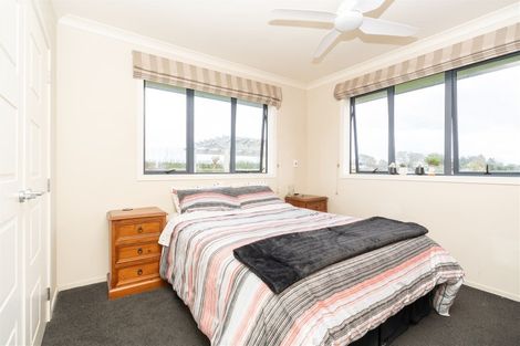 Photo of property in 32 Marshmeadow Road, Newstead, Hamilton, 3286