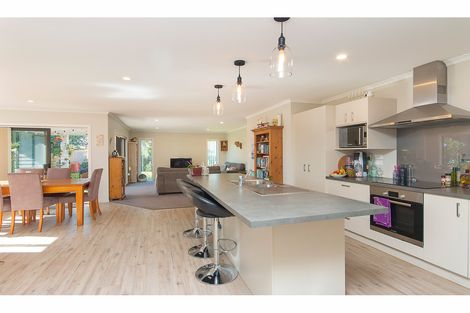 Photo of property in 5 Riverside Drive, Waiuku, 2123