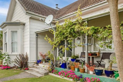 Photo of property in 34 Wakefield Street, Westport, 7825