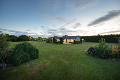 Photo of property in 7 Dobsons Lane, Kelvin Grove, Palmerston North, 4470