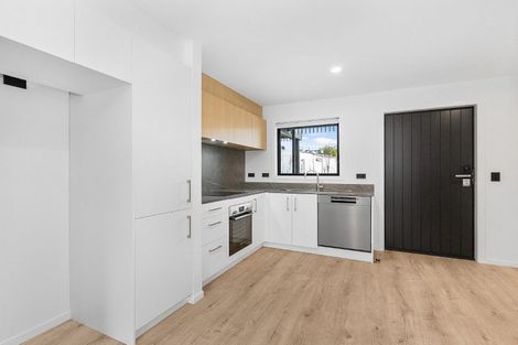 Photo of property in 6/3 Vesty Avenue, Hillcrest, Hamilton, 3216